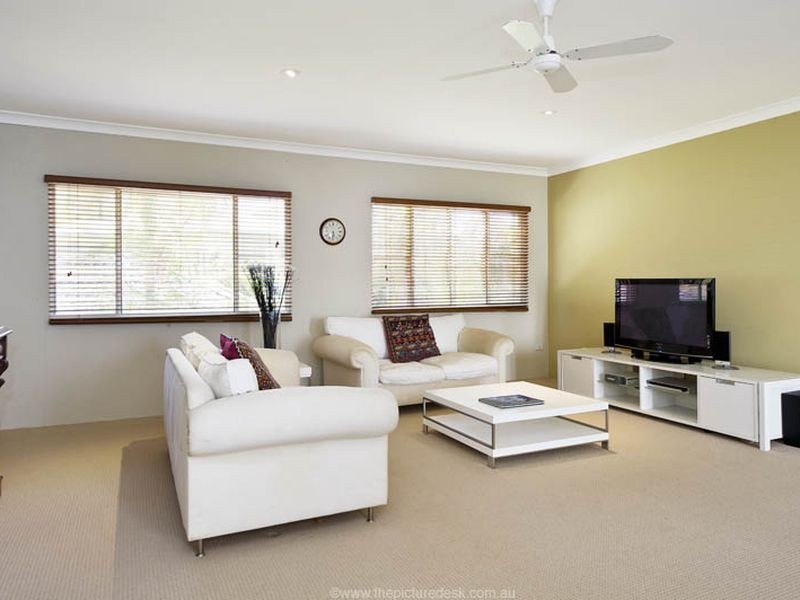 1933 Pittwater Road, Bayview NSW 2104