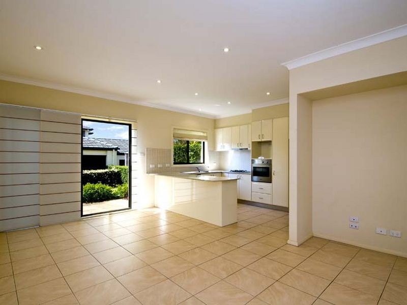 40 Honeyeater Grove, Warriewood NSW 2102