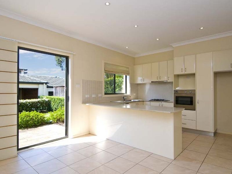 40 Honeyeater Grove, Warriewood NSW 2102