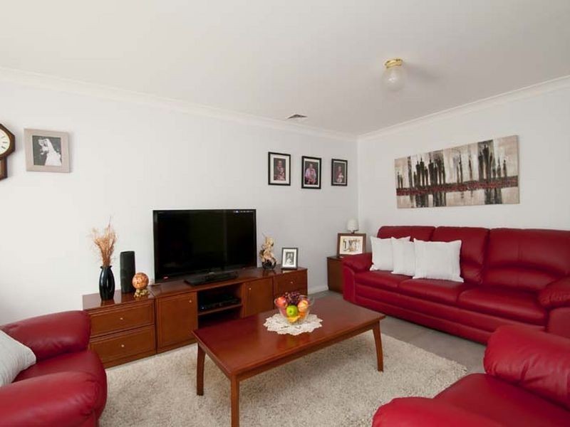 10 Hallstrom Place, Mona Vale NSW 2103