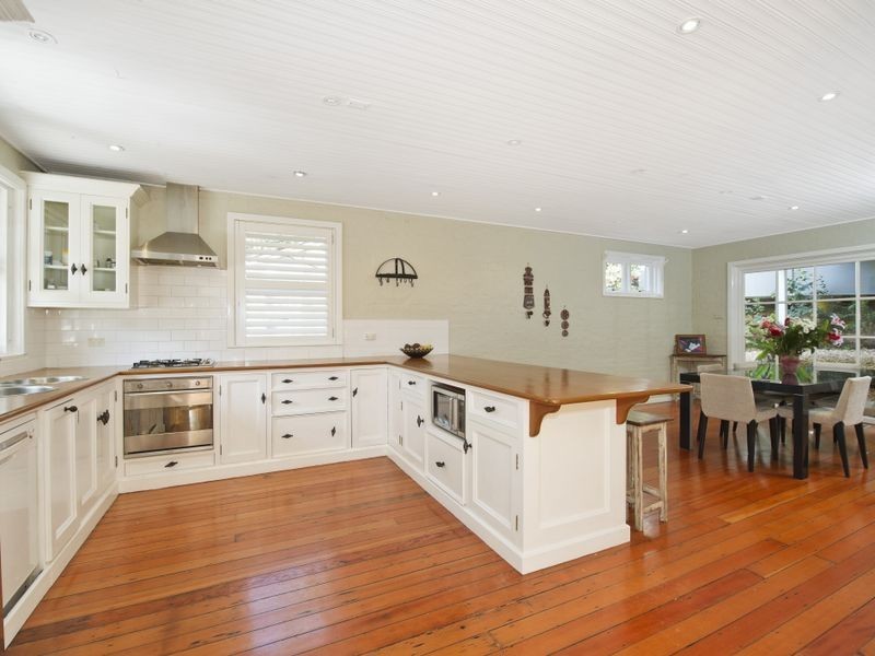 26 Loquat Valley Road, Bayview NSW 2104