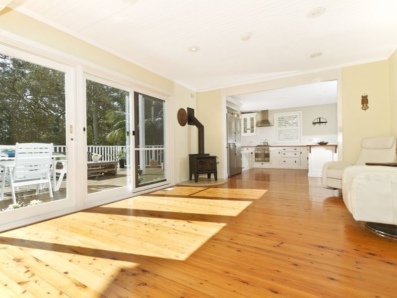 26 Loquat Valley Road, Bayview NSW 2104