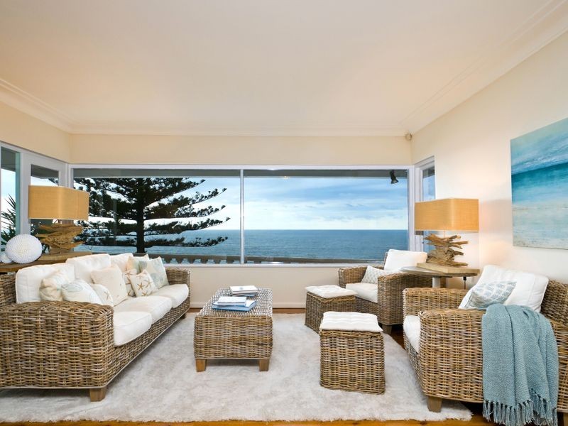 164 Barrenjoey Road, Newport NSW 2106