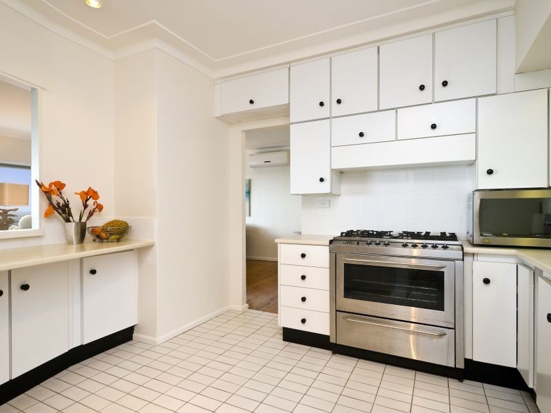 164 Barrenjoey Road, Newport NSW 2106
