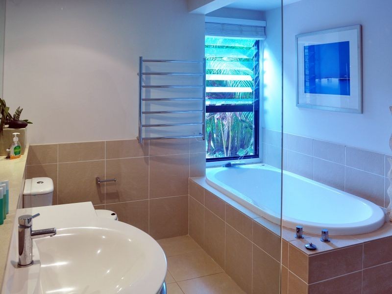 1a Suncrest Avenue, Newport NSW 2106