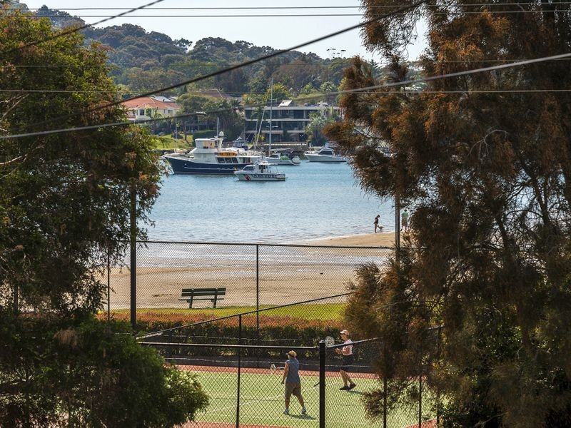 1889 Pittwater Road, Bayview NSW 2104