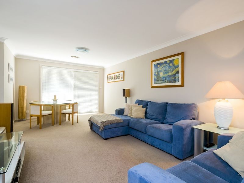 4/4 Fantail Avenue, Warriewood NSW 2102