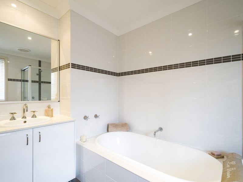 4/4 Fantail Avenue, Warriewood NSW 2102