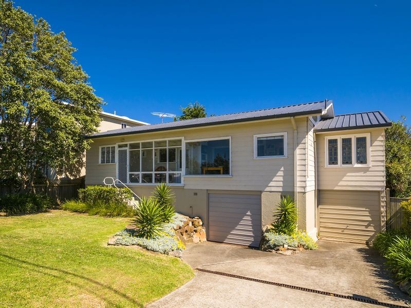 54 Narrabeen Park Parade, Warriewood NSW 2102