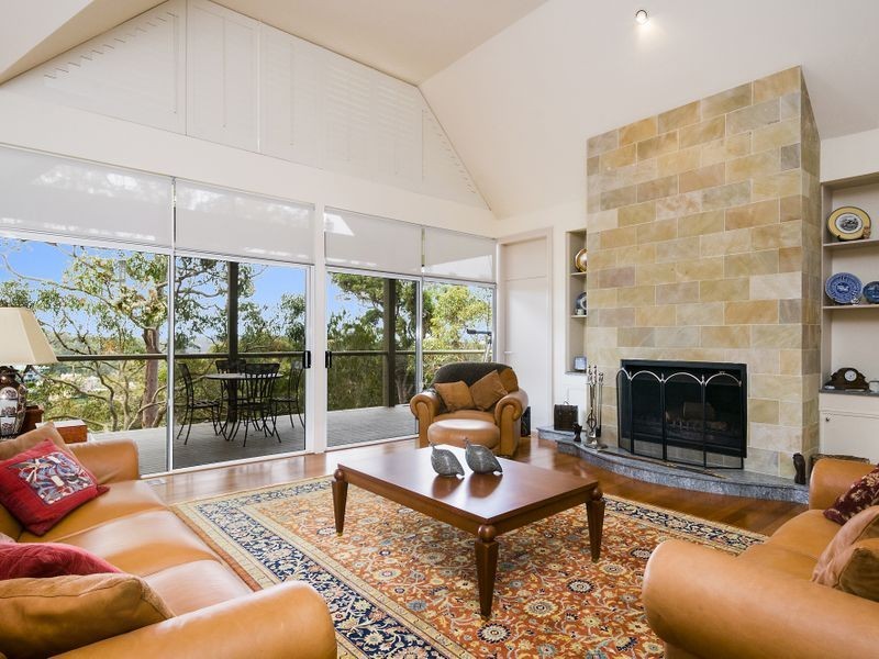 8b Minkara Road, Bayview NSW 2104