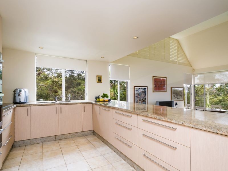 8b Minkara Road, Bayview NSW 2104