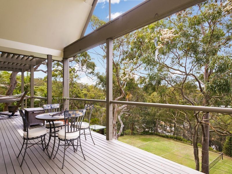 8b Minkara Road, Bayview NSW 2104