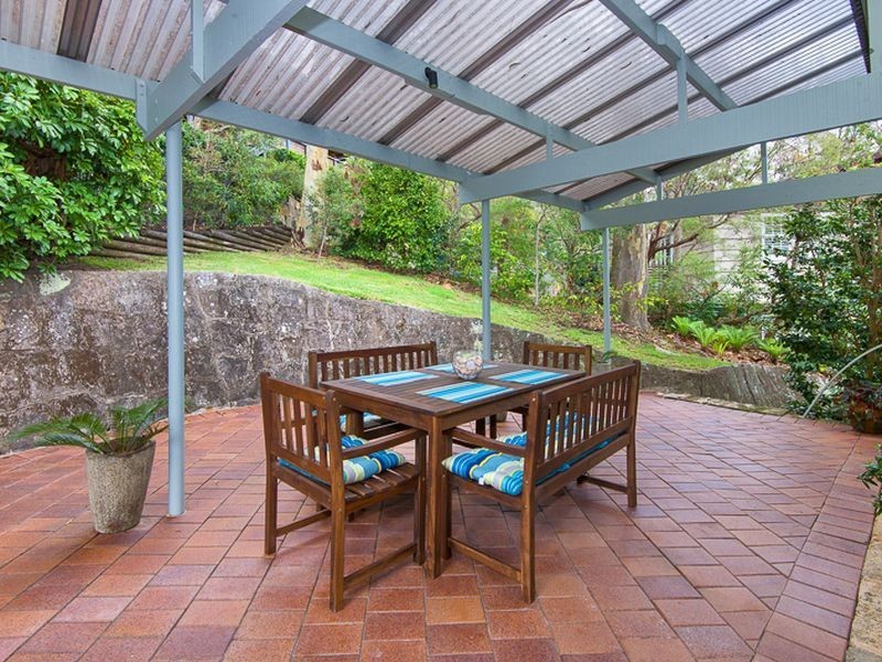 15 Loquat Valley Road, Bayview NSW 2104