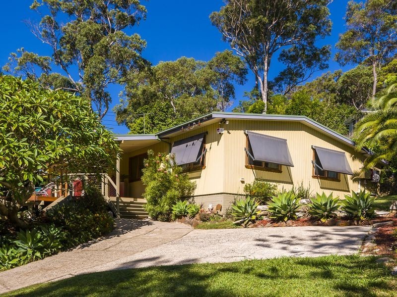 5 Loquat Valley Road, Bayview NSW 2104