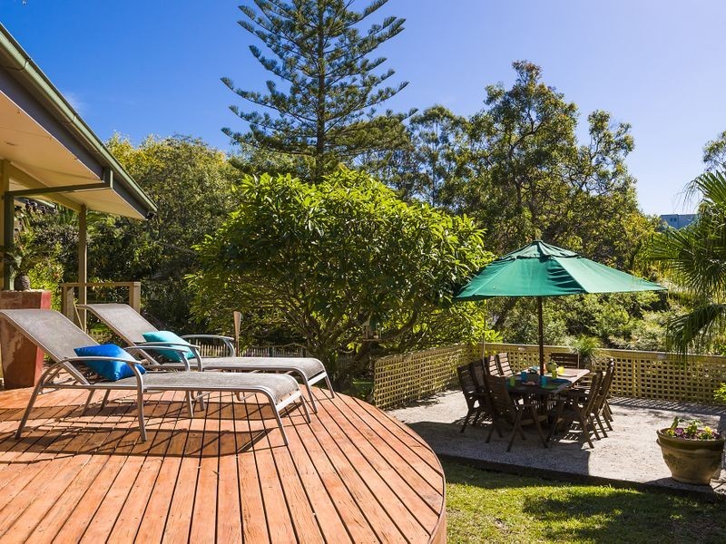 5 Loquat Valley Road, Bayview NSW 2104