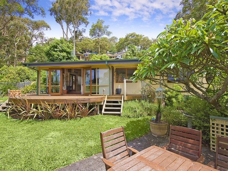 5 Loquat Valley Road, Bayview NSW 2104