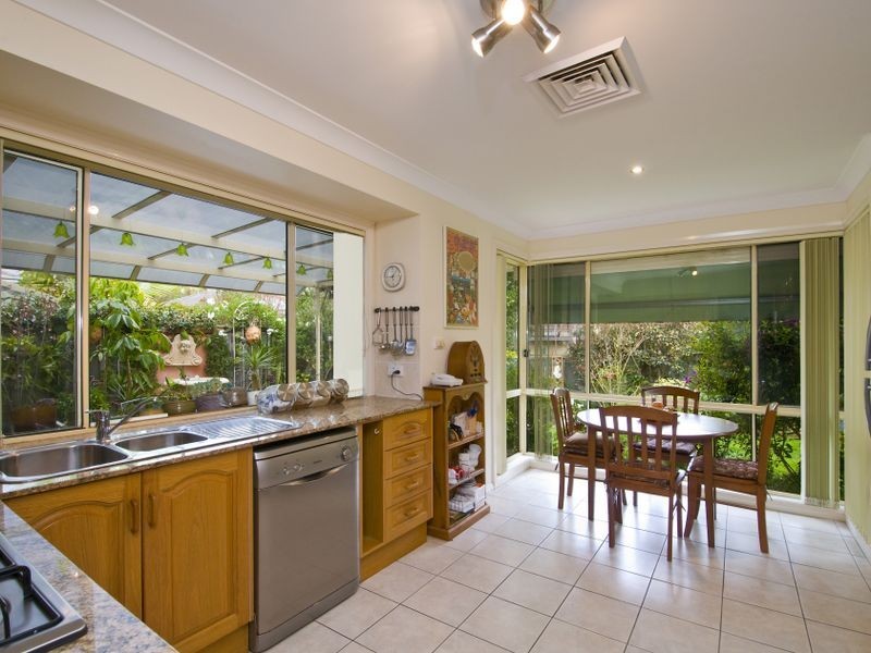 18 Waterside Grove, Warriewood NSW 2102