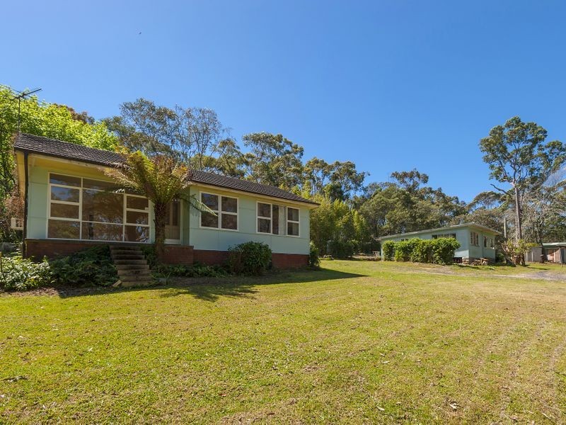 122 Booralie Road, Duffys Forest NSW 2084