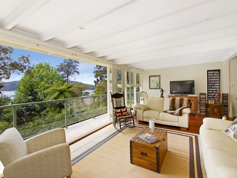 14 Corniche Road, Bayview NSW 2104