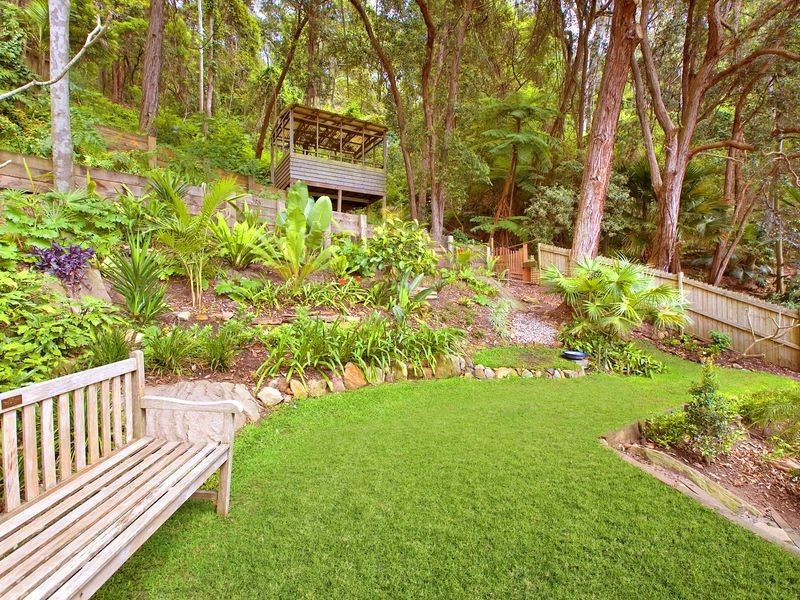 14 Corniche Road, Bayview NSW 2104