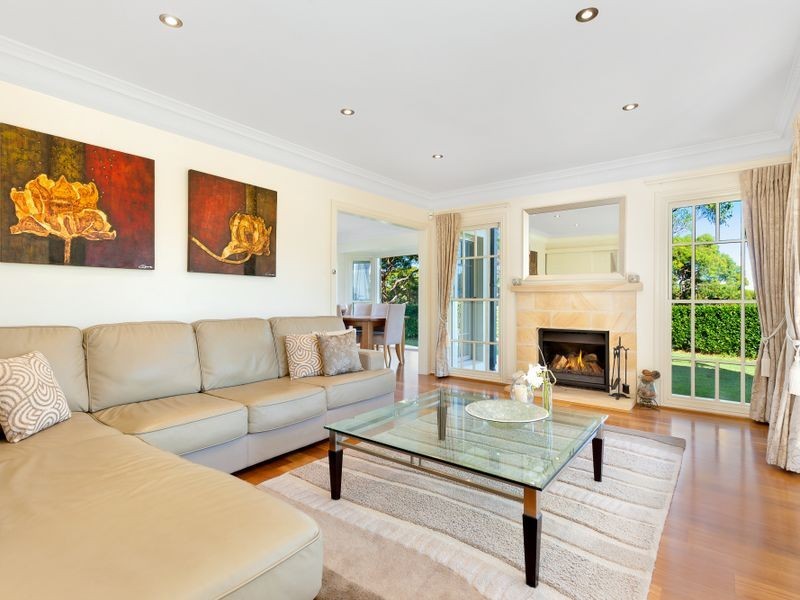 8b Kara Crescent, Bayview NSW 2104