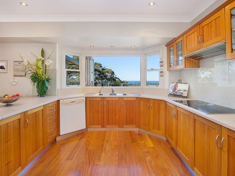 8b Kara Crescent, Bayview NSW 2104