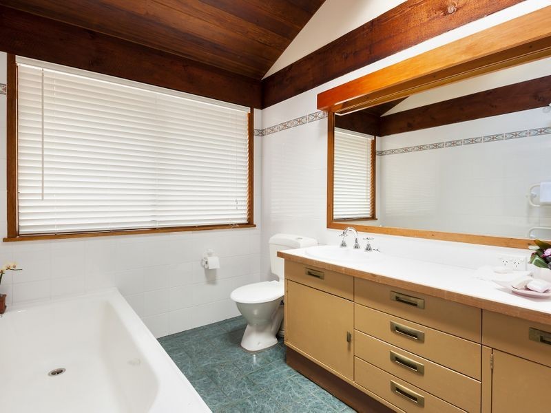 33 Brinawa Street, Mona Vale NSW 2103