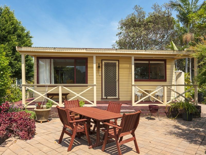 7 Hibiscus Parade, North Narrabeen NSW 2101