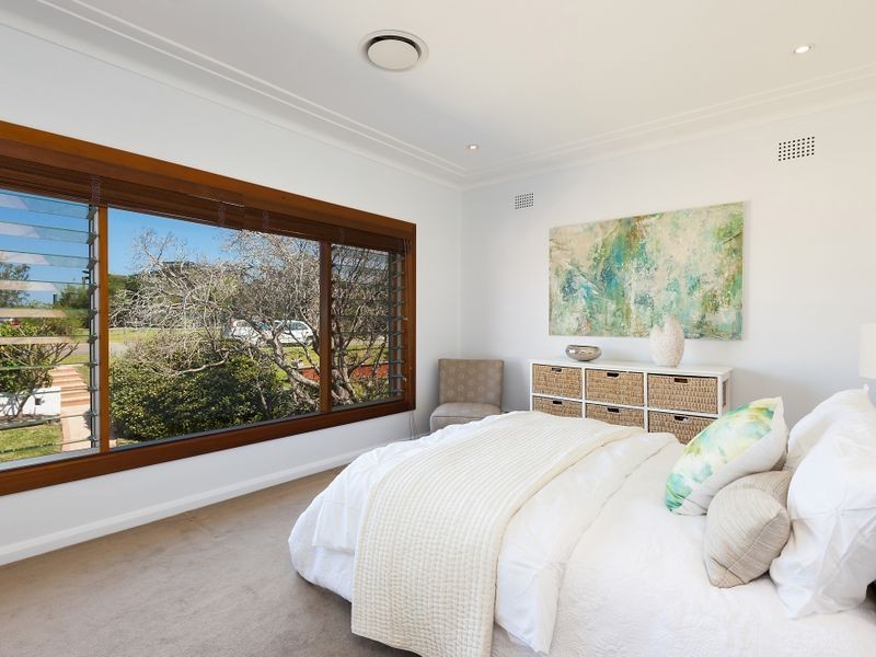 48 Narrabeen Park Parade, Warriewood NSW 2102