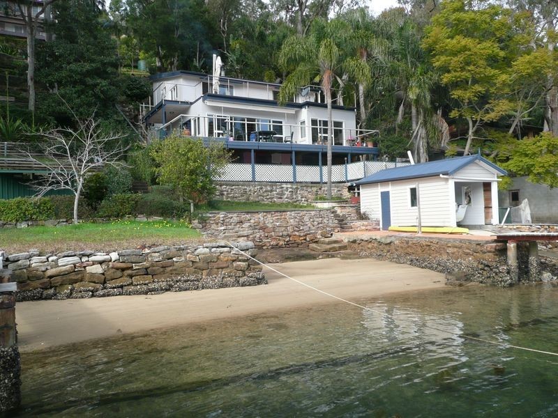 130 Mccarrs Creek Road, Church Point NSW 2105