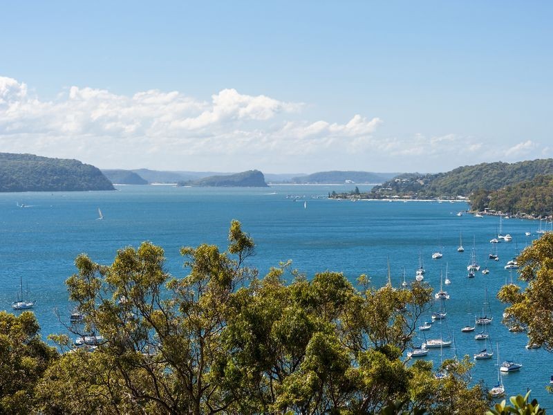 42 Wandeen Road, Clareville NSW 2107