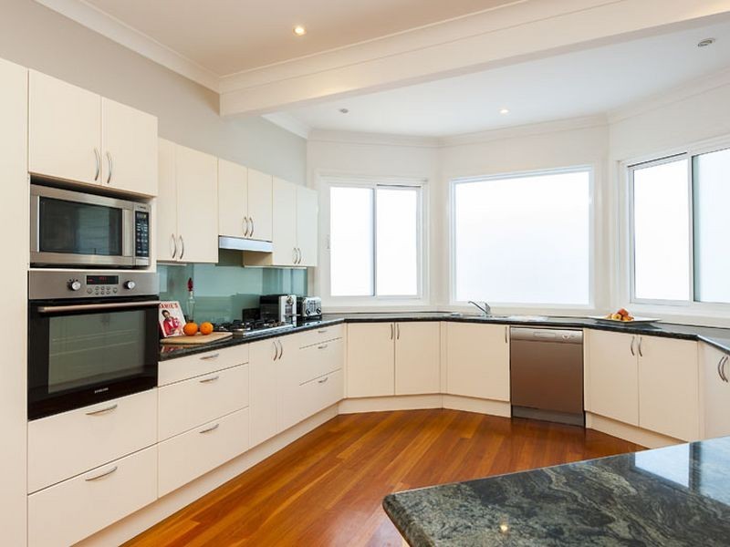 66 Narrabeen Park Parade, Warriewood NSW 2102