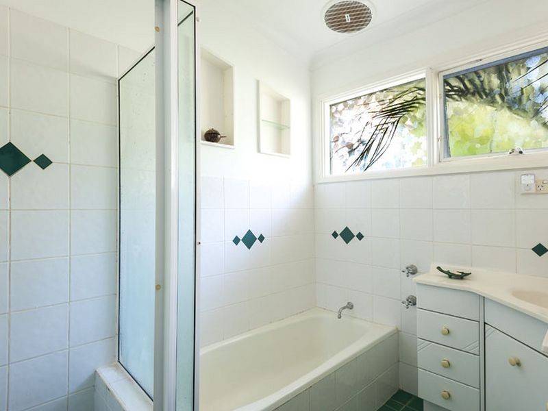 50 Lakeview Parade, Warriewood NSW 2102