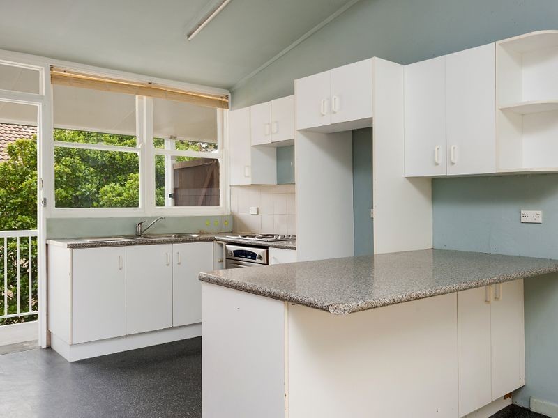 2/25 Seabeach Avenue, Mona Vale NSW 2103