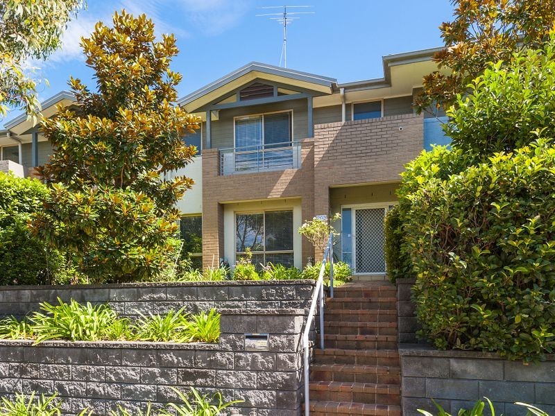 203 Macpherson Street, Warriewood NSW 2102