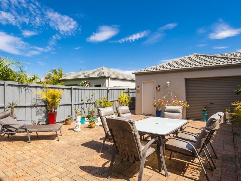 203 Macpherson Street, Warriewood NSW 2102