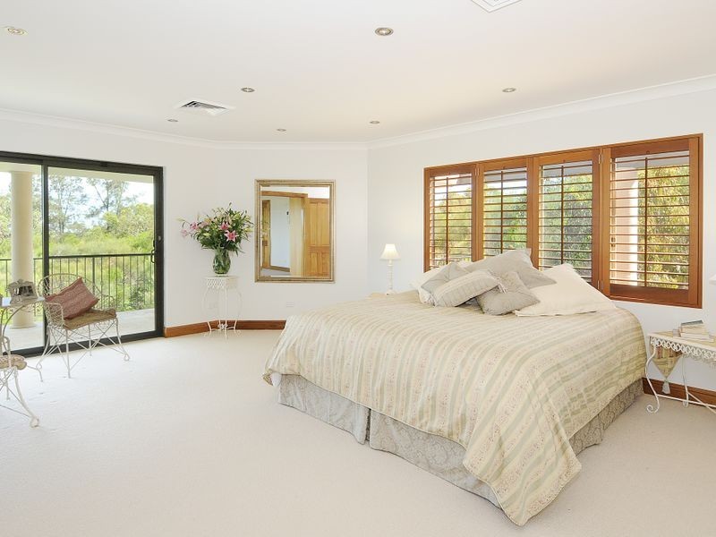 9 Manor Road, Ingleside NSW 2101