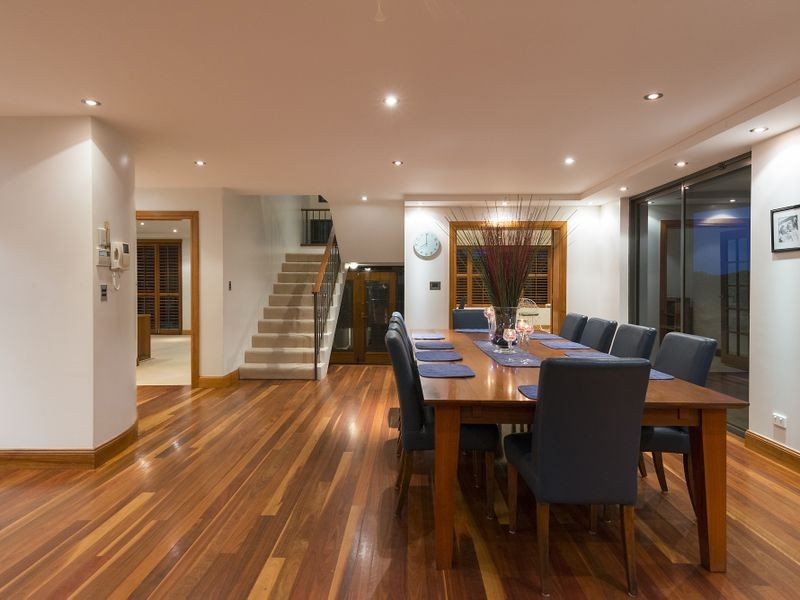 9 Manor Road, Ingleside NSW 2101