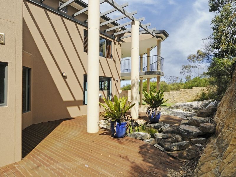 9 Manor Road, Ingleside NSW 2101