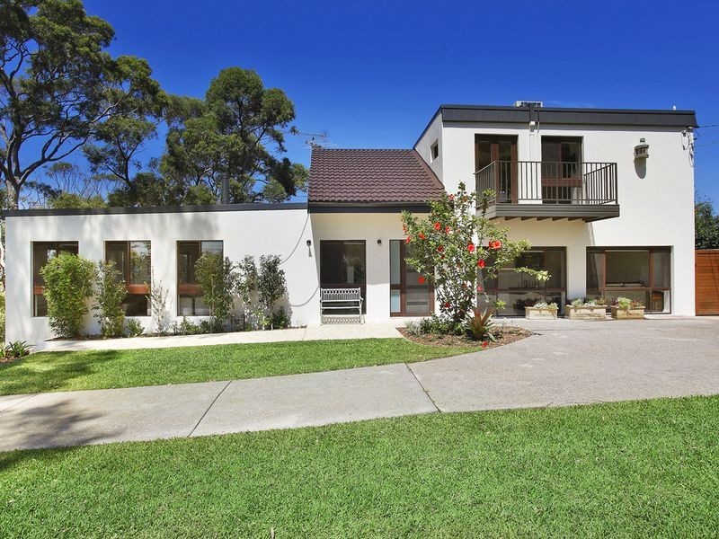 11 Narla Road, Bayview NSW 2104