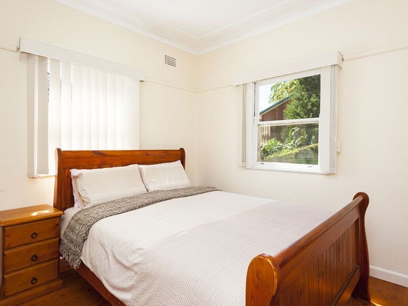 10 Hill Street, Warriewood NSW 2102