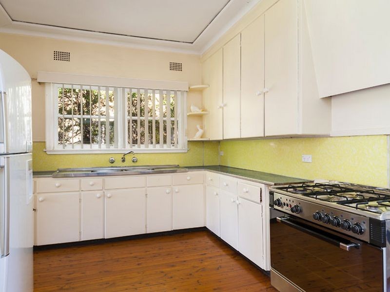 10 Hill Street, Warriewood NSW 2102