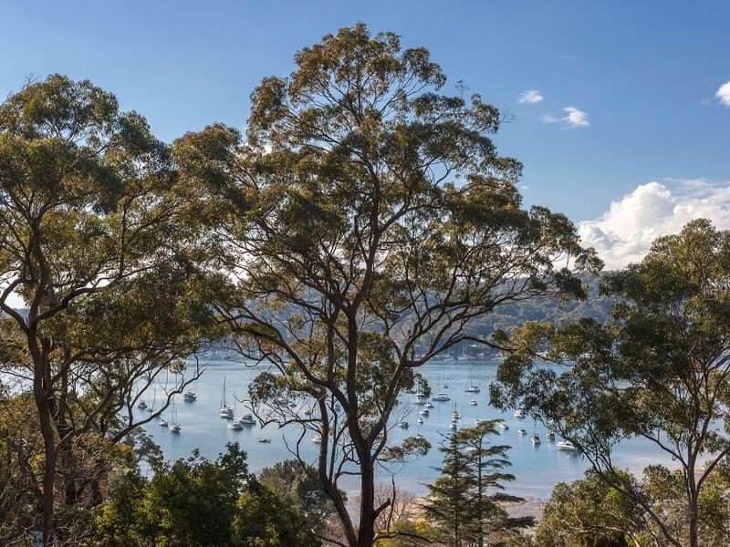 8 Corniche Road, Church Point NSW 2105