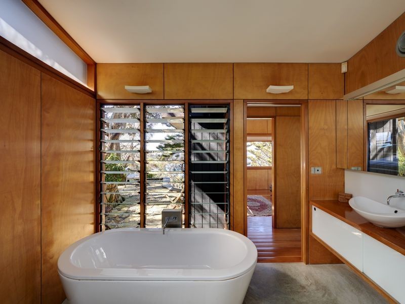 16 Karloo Parade, Newport NSW 2106