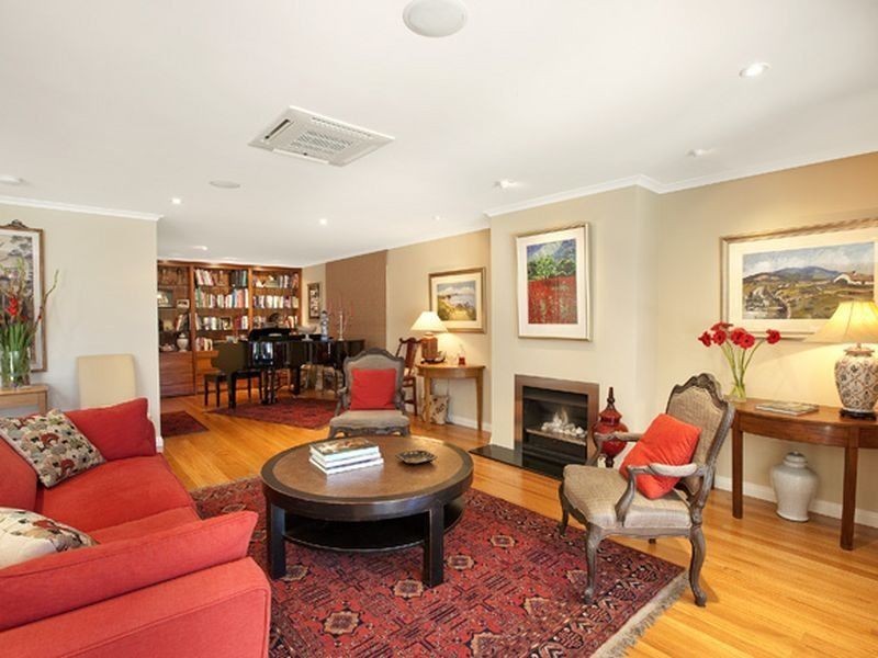 136 Crescent Road, Newport NSW 2106