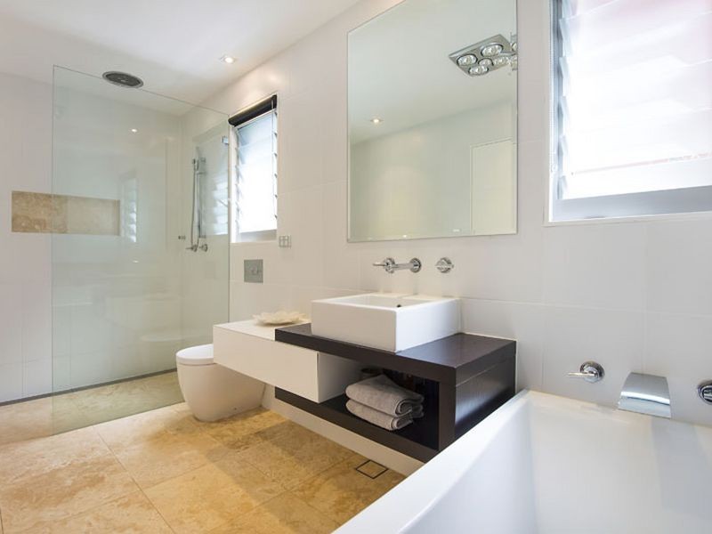 210 Barrenjoey Road, Newport NSW 2106
