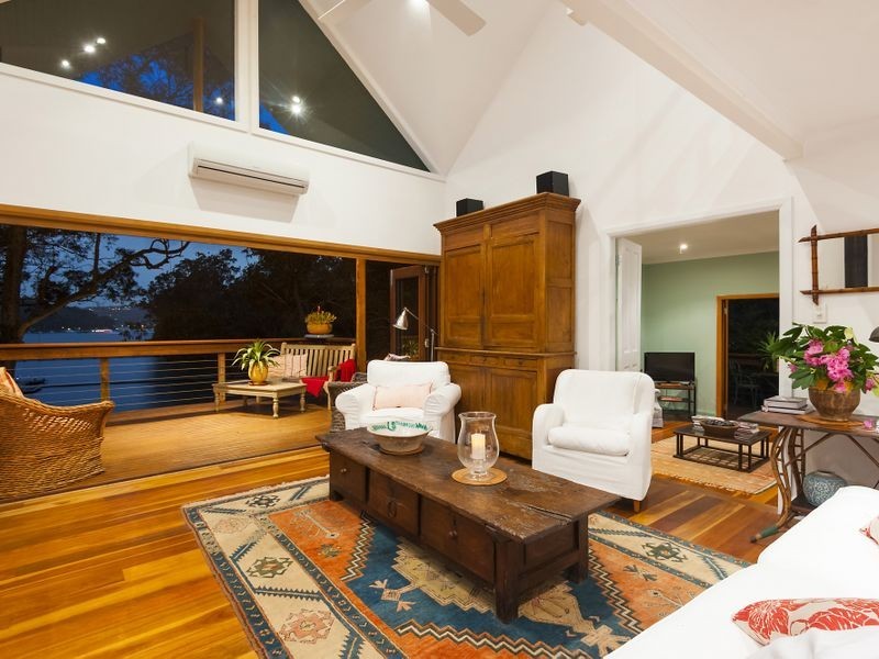 15 The Chase, Lovett Bay NSW 2105