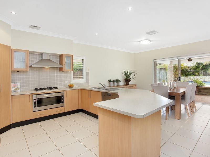 8 Grevillea Avenue, Warriewood NSW 2102