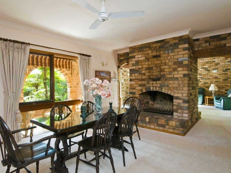 203 Mccarrs Creek Road, Church Point NSW 2105