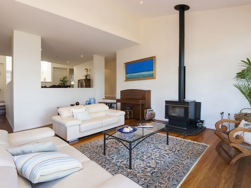 17 Hilltop Road, Avalon Beach NSW 2107